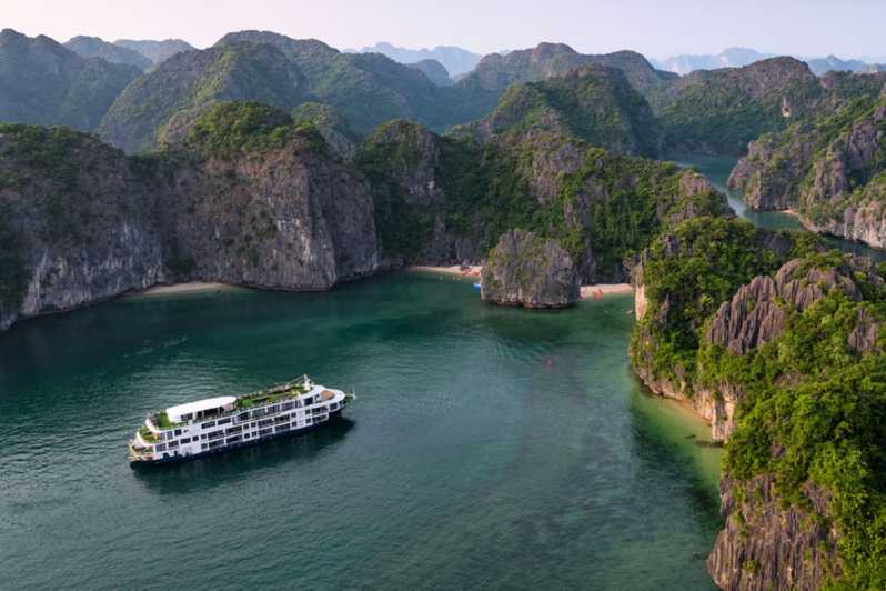 Common Halong cruise scams to avoid