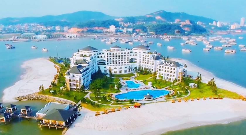 Vinpearl Halong Bay Resort