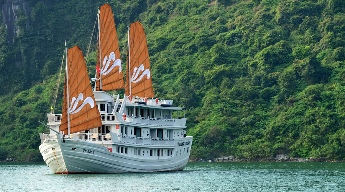 5-Star Paradise Cruise ??? Halong Bay