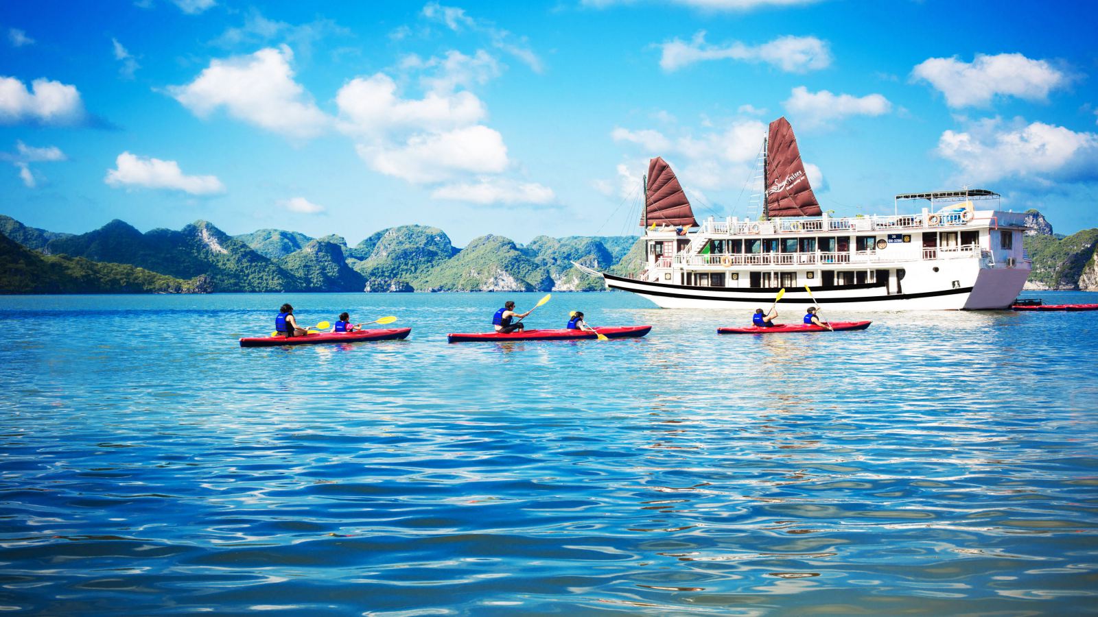 Swan Cruise  - Halong Bay