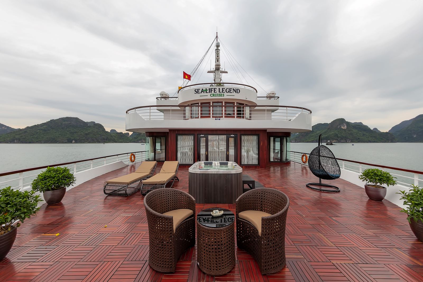 Sealife Legend cruise, Lan Ha Bay 