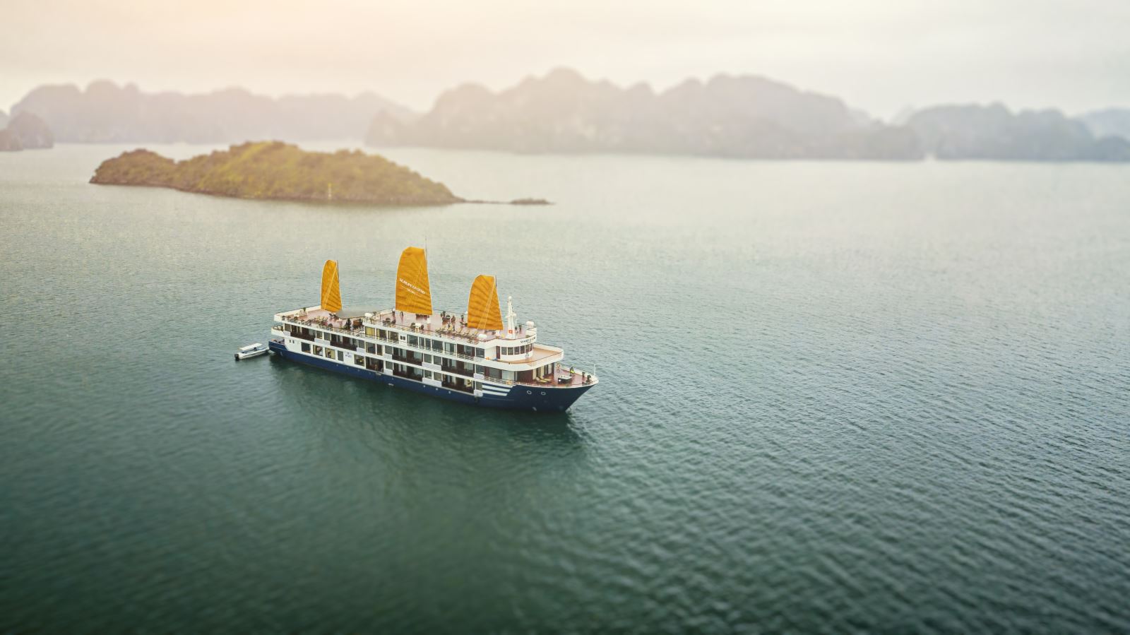 Sealife Legend cruise, Lan Ha Bay 