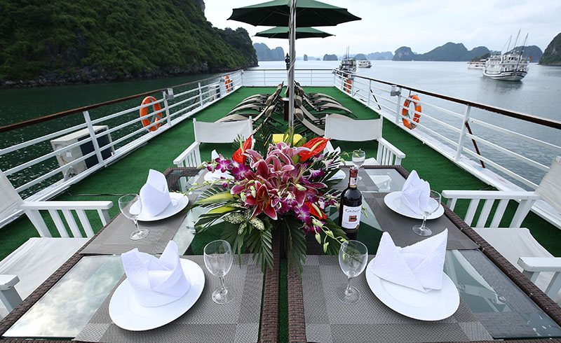 Sealife Legend cruise, Lan Ha Bay 